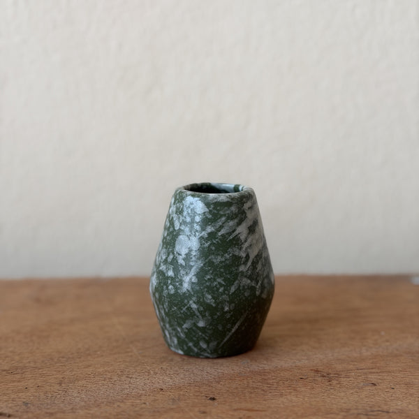 Rice field green speckled ceramic matcha whisk holder