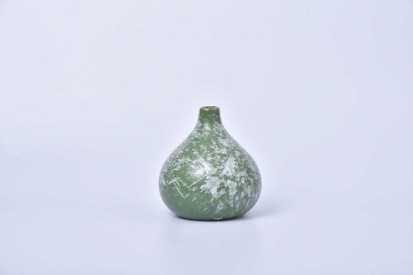 Sand white speckled round ceramic bud vase