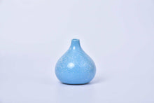 Load image into Gallery viewer, Circle vase
